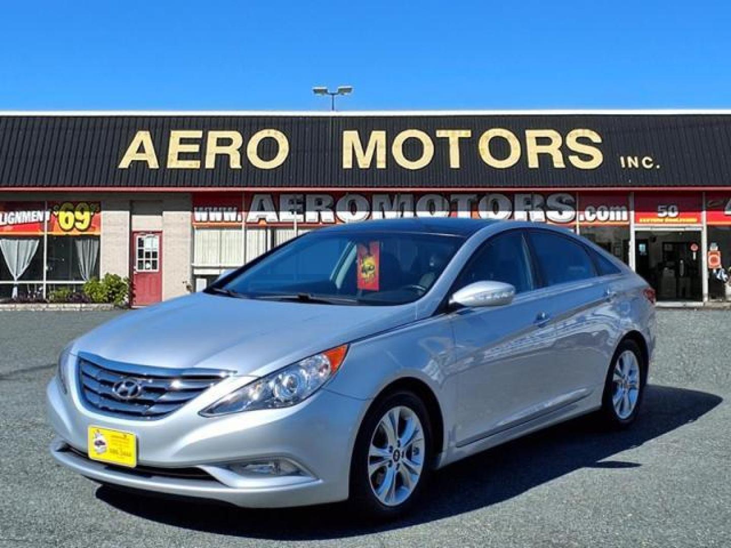 2012 Silver Hyundai SONATA Limited (5NPEC4AC8CH) with an 2.4L 2.4L I4 198hp 184ft. lbs. Fuel Injected engine, 6-Speed Shiftable Automatic transmission, located at 50 Eastern Blvd., Essex, MD, 21221, (410) 686-3444, 39.304367, -76.484947 - Photo#0