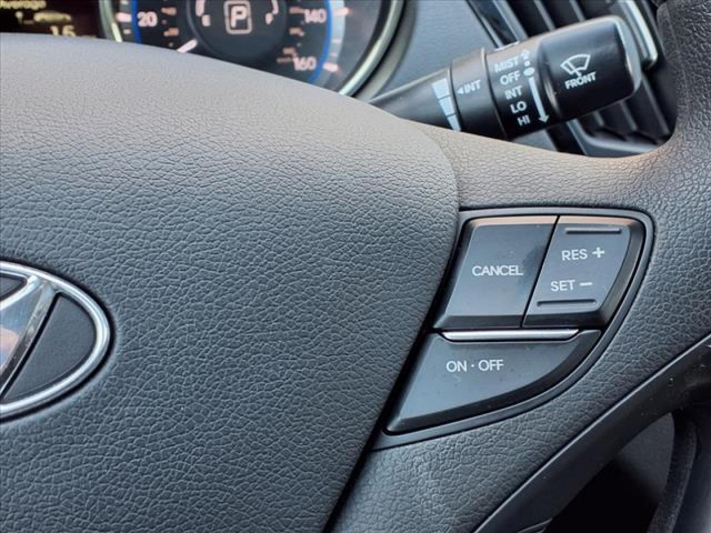2012 Silver Hyundai SONATA Limited (5NPEC4AC8CH) with an 2.4L 2.4L I4 198hp 184ft. lbs. Fuel Injected engine, 6-Speed Shiftable Automatic transmission, located at 50 Eastern Blvd., Essex, MD, 21221, (410) 686-3444, 39.304367, -76.484947 - Photo#23