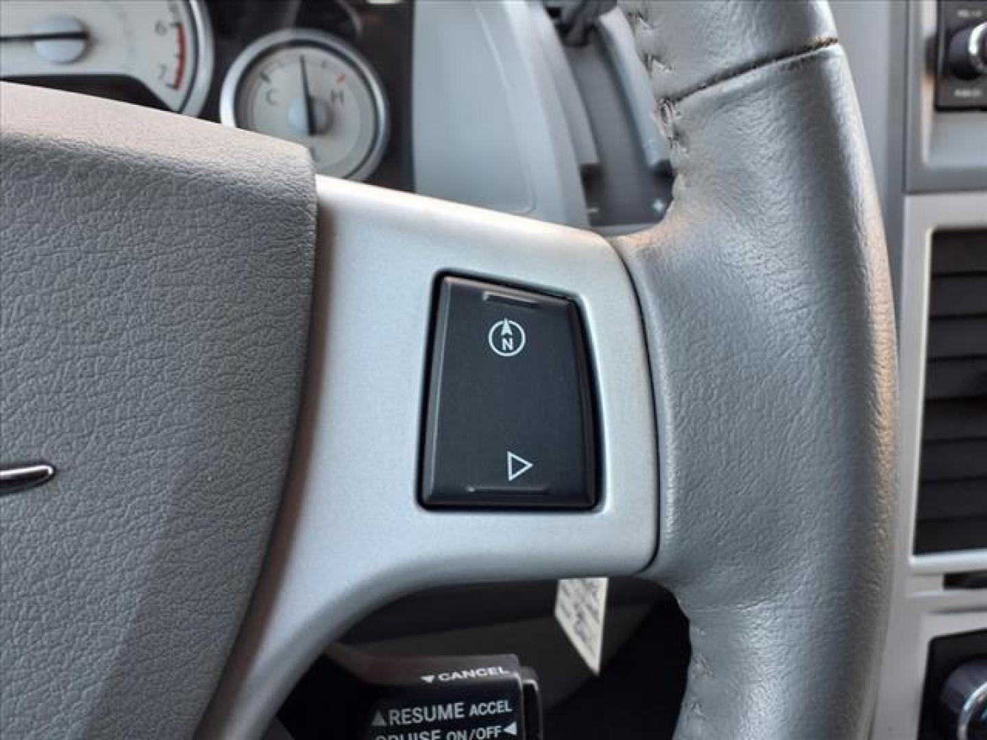2008 Blue Chrysler Town and Country Limited (2A8HR64X68R) with an 4.0L 6 Cylinder Fuel Injected engine, Automatic transmission, located at 50 Eastern Blvd., Essex, MD, 21221, (410) 686-3444, 39.304367, -76.484947 - Photo#18