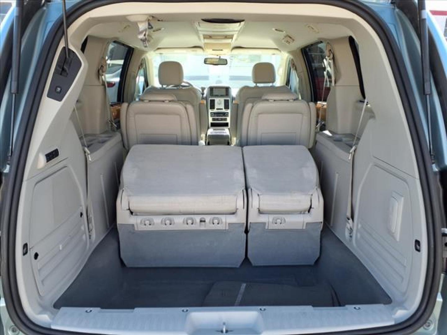 2008 Blue Chrysler Town and Country Limited (2A8HR64X68R) with an 4.0L 6 Cylinder Fuel Injected engine, Automatic transmission, located at 50 Eastern Blvd., Essex, MD, 21221, (410) 686-3444, 39.304367, -76.484947 - Photo#3