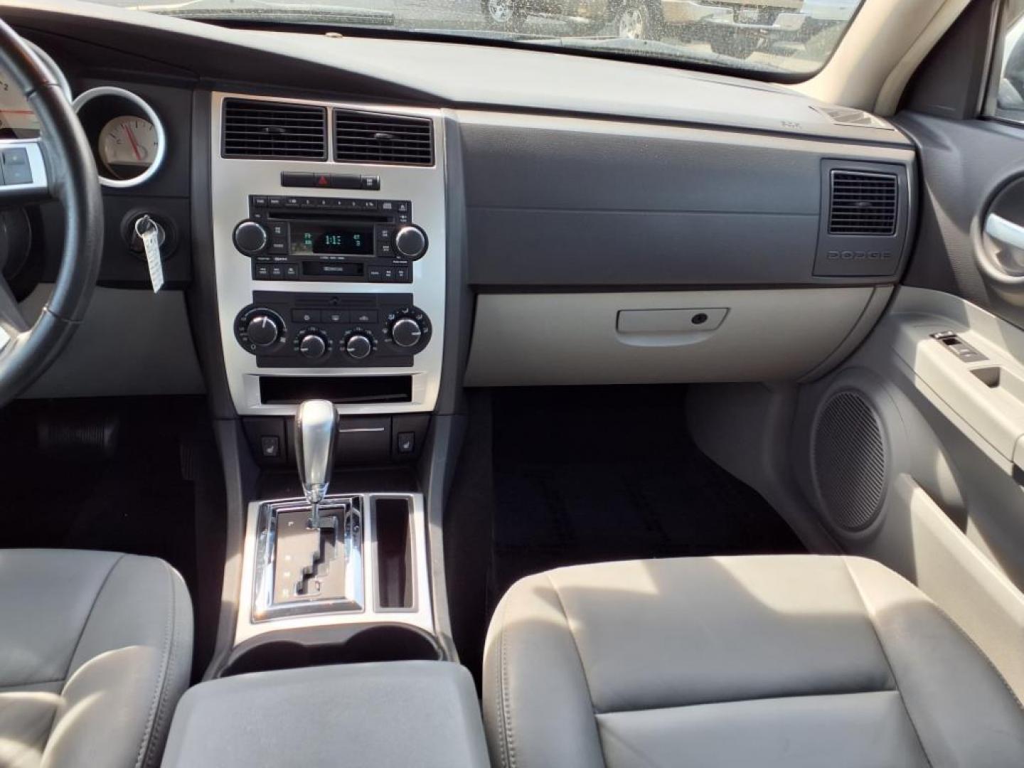 2007 Bright Silver Metallic Clearcoat Dodge Charger RT (2B3KA53H77H) with an 5.7L 5.7L V8 overhead valve 16V Sequential-Port F.I. engine, 5-Speed Shiftable Automatic transmission, located at 50 Eastern Blvd., Essex, MD, 21221, (410) 686-3444, 39.304367, -76.484947 - Photo#15