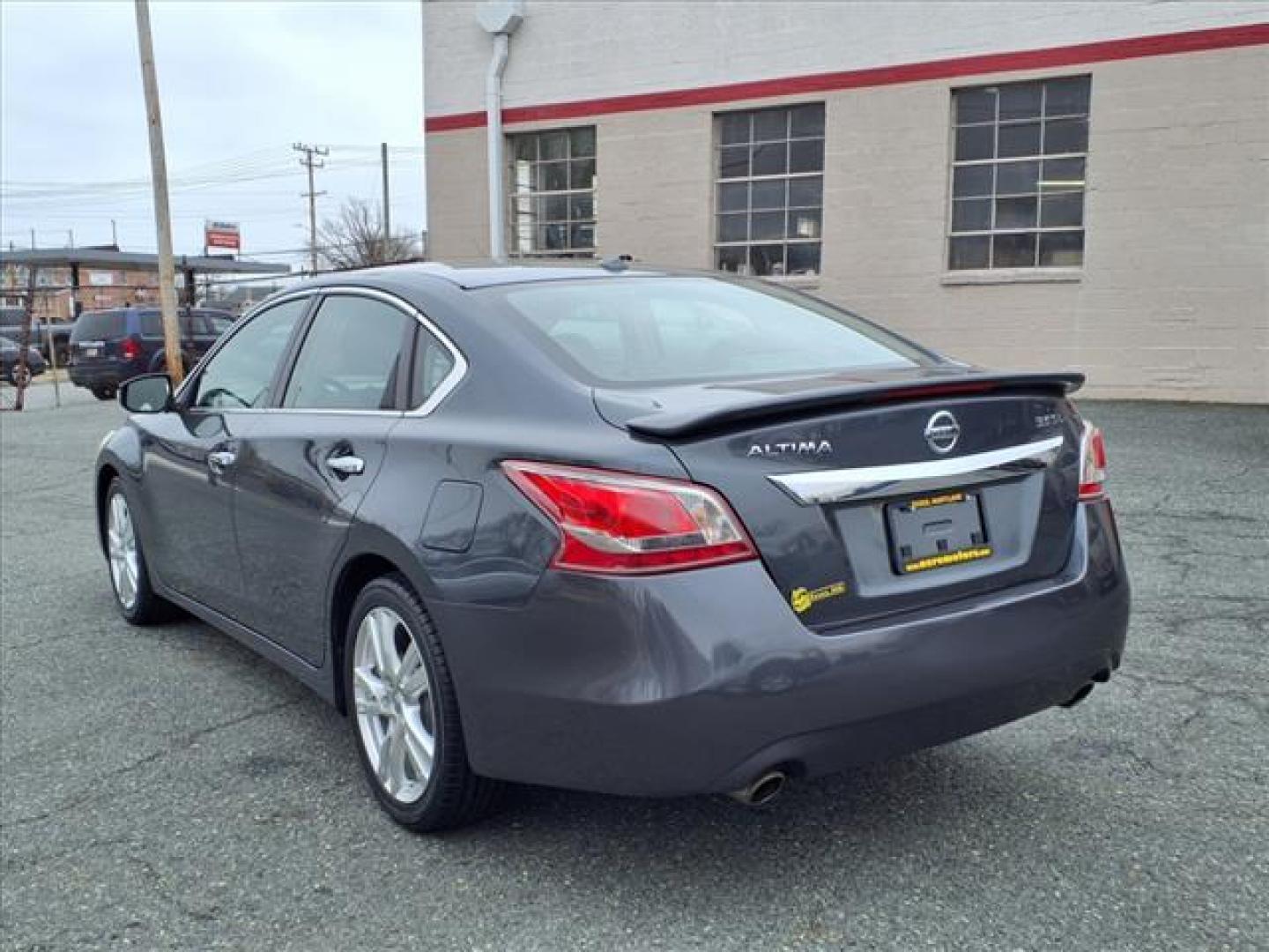 2013 Metallic Slate Nissan Altima 3.5 SL (1N4BL3AP8DN) with an 3.5L 6 Cylinder Sequential Fuel Injection engine, Automatic transmission, located at 50 Eastern Blvd., Essex, MD, 21221, (410) 686-3444, 39.304367, -76.484947 - Photo#2