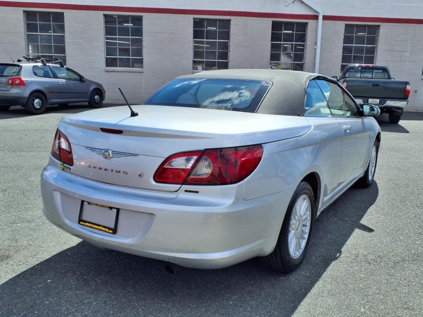 2008 Silver Chrysler Sebring 2DRCV (1C3LC55RX8N) with an 2.7L 6 Cylinder Sequential-Port F.I. engine, Automatic transmission, located at 50 Eastern Blvd., Essex, MD, 21221, (410) 686-3444, 39.304367, -76.484947 - Photo#4