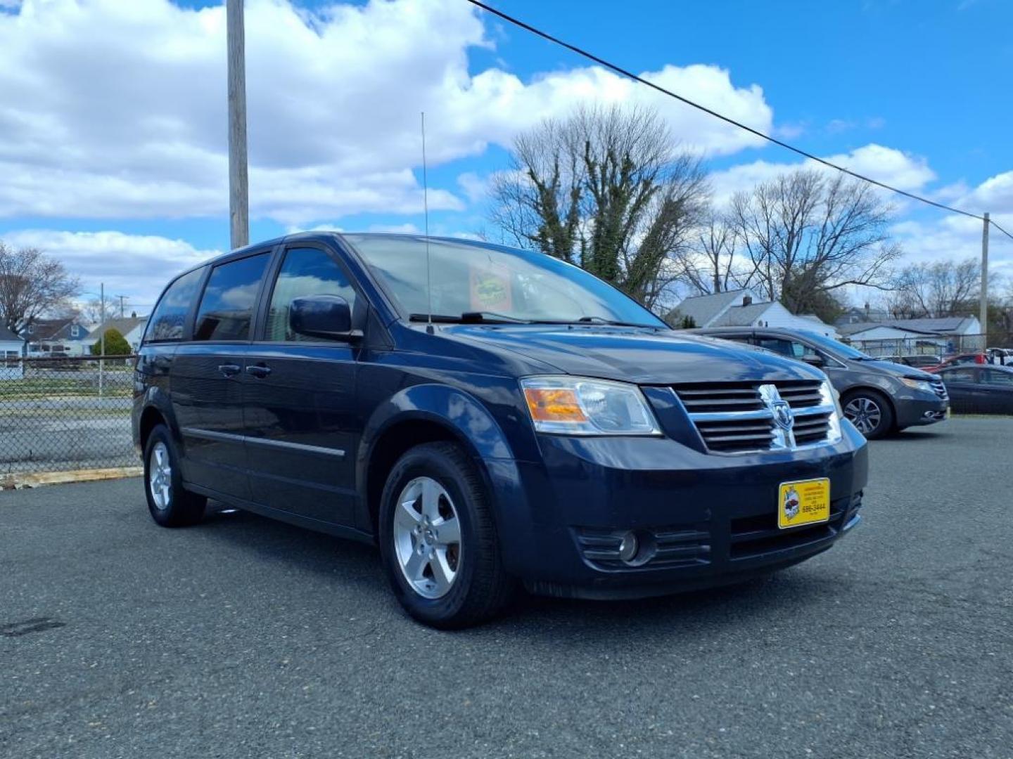 2008 Modern Blue Pearlcoat Dodge Grand Caravan SXT (1D8HN54P88B) with an 3.8L 6 Cylinder Sequential-Port F.I. engine, Automatic transmission, located at 50 Eastern Blvd., Essex, MD, 21221, (410) 686-3444, 39.304367, -76.484947 - Photo#7