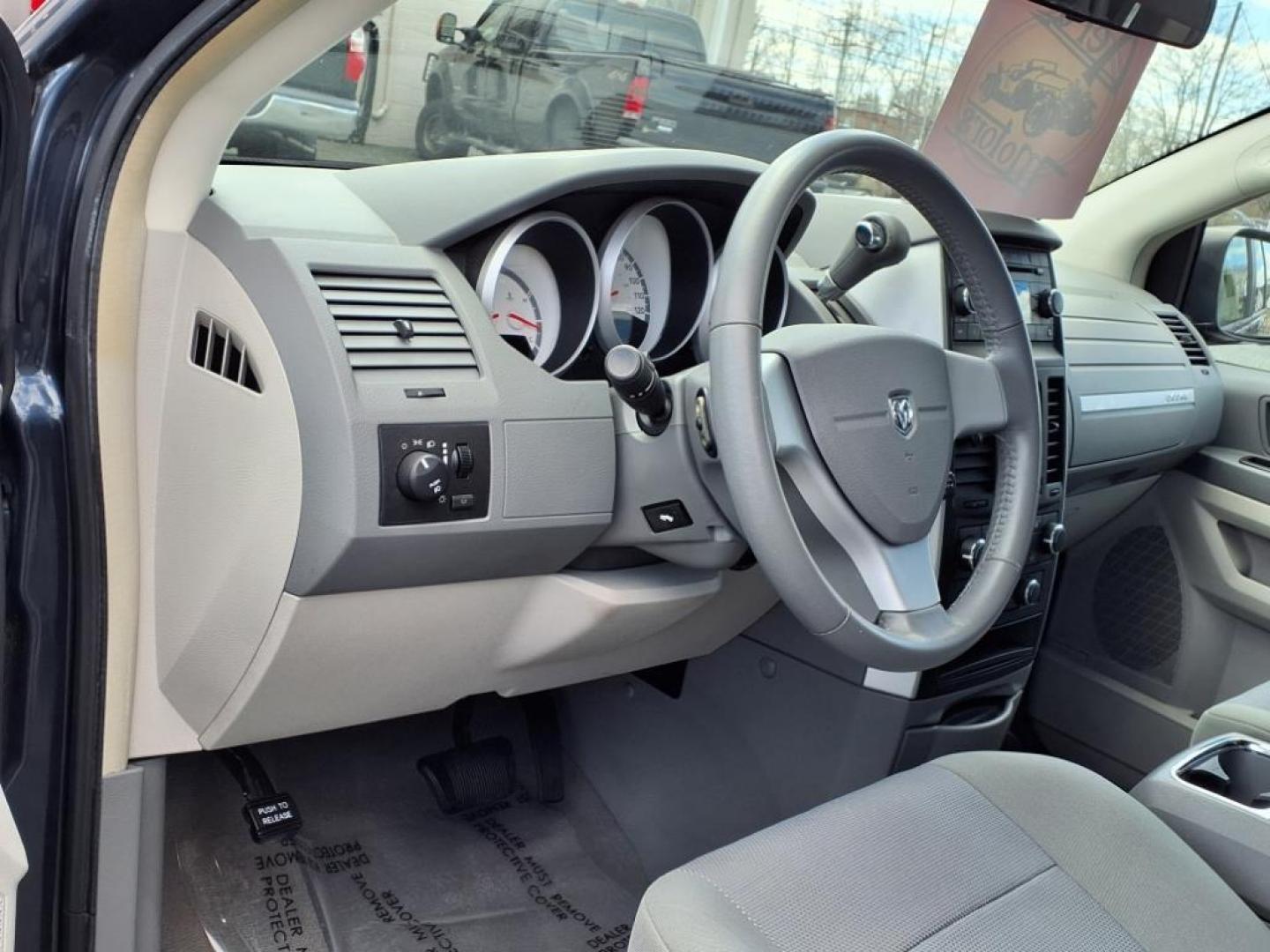 2008 Modern Blue Pearlcoat Dodge Grand Caravan SXT (1D8HN54P88B) with an 3.8L 6 Cylinder Sequential-Port F.I. engine, Automatic transmission, located at 50 Eastern Blvd., Essex, MD, 21221, (410) 686-3444, 39.304367, -76.484947 - Photo#11