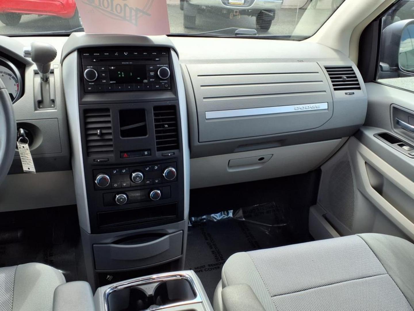 2008 Modern Blue Pearlcoat Dodge Grand Caravan SXT (1D8HN54P88B) with an 3.8L 6 Cylinder Sequential-Port F.I. engine, Automatic transmission, located at 50 Eastern Blvd., Essex, MD, 21221, (410) 686-3444, 39.304367, -76.484947 - Photo#16