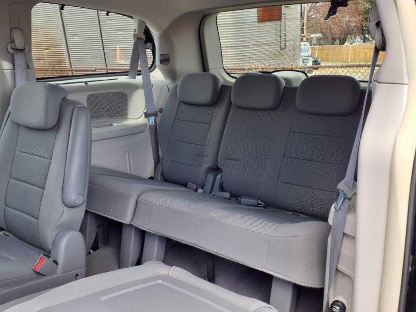 2008 Modern Blue Pearlcoat Dodge Grand Caravan SXT (1D8HN54P88B) with an 3.8L 6 Cylinder Sequential-Port F.I. engine, Automatic transmission, located at 50 Eastern Blvd., Essex, MD, 21221, (410) 686-3444, 39.304367, -76.484947 - Photo#17