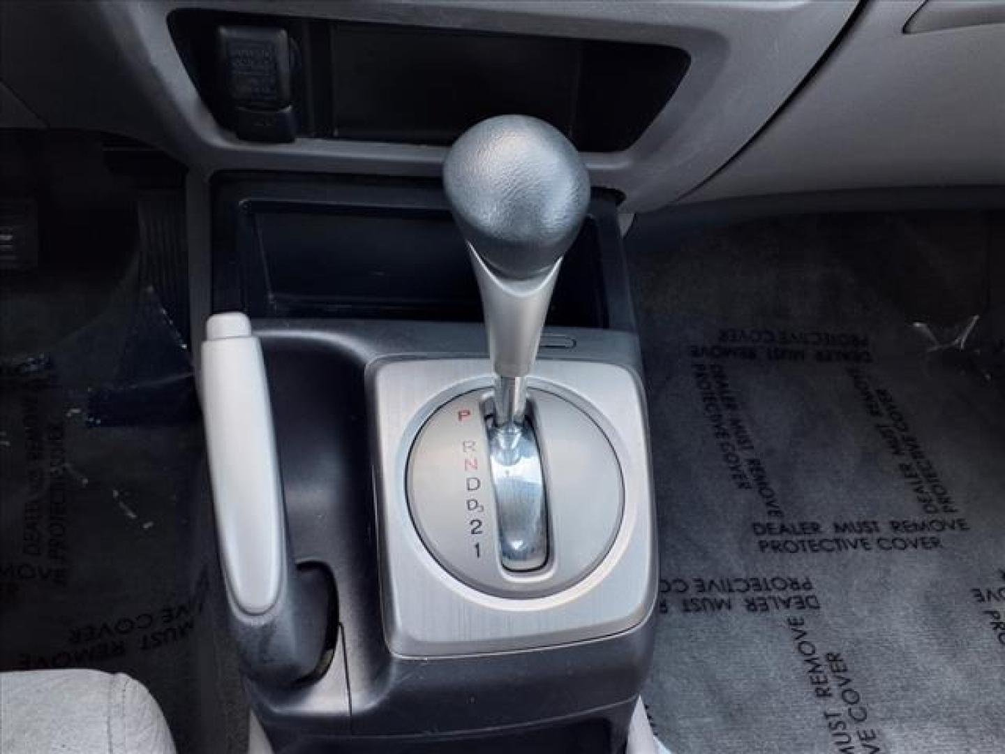 2006 Blue Honda Civic EX (2HGFG12836H) with an 1.8L 4 Cylinder Fuel Injected engine, Automatic transmission, located at 50 Eastern Blvd., Essex, MD, 21221, (410) 686-3444, 39.304367, -76.484947 - Photo#17