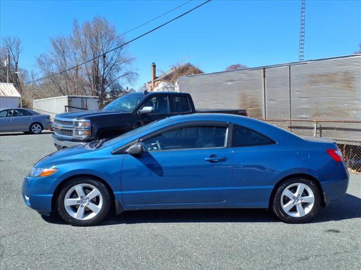 2006 Blue Honda Civic EX (2HGFG12836H) with an 1.8L 4 Cylinder Fuel Injected engine, Automatic transmission, located at 50 Eastern Blvd., Essex, MD, 21221, (410) 686-3444, 39.304367, -76.484947 - Photo#1