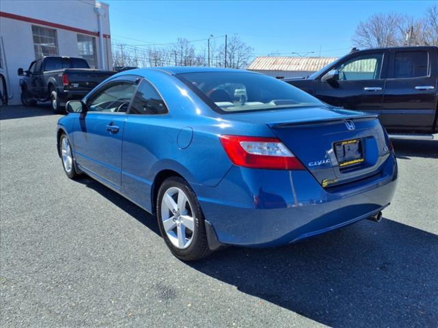 2006 Blue Honda Civic EX (2HGFG12836H) with an 1.8L 4 Cylinder Fuel Injected engine, Automatic transmission, located at 50 Eastern Blvd., Essex, MD, 21221, (410) 686-3444, 39.304367, -76.484947 - Photo#2