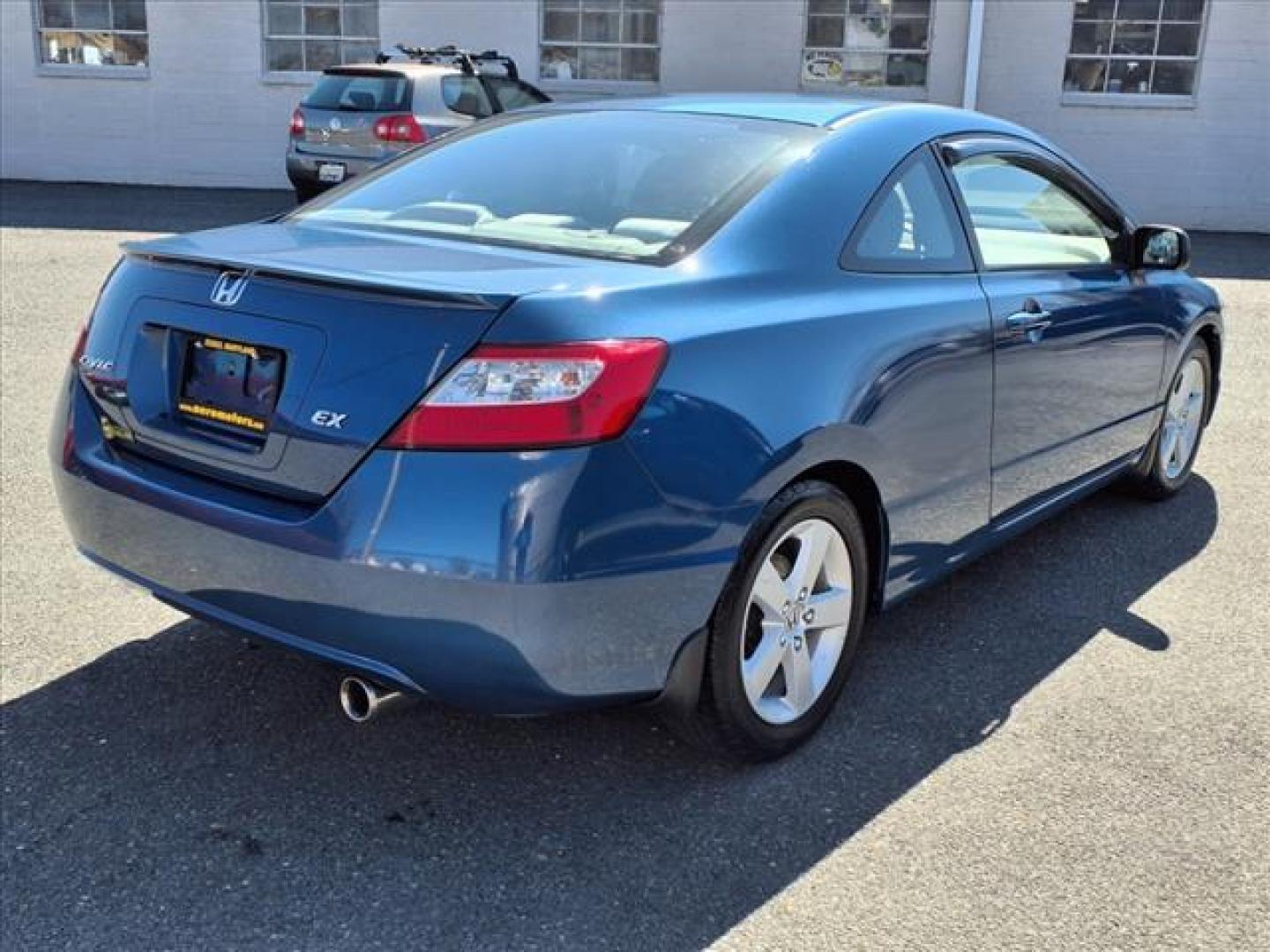 2006 Blue Honda Civic EX (2HGFG12836H) with an 1.8L 4 Cylinder Fuel Injected engine, Automatic transmission, located at 50 Eastern Blvd., Essex, MD, 21221, (410) 686-3444, 39.304367, -76.484947 - Photo#4