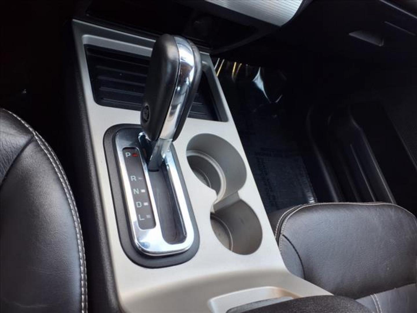 2007 Silver Ford Edge SEL Plus (2FMDK39C17B) with an 3.5L 6 Cylinder Sequential-Port F.I. engine, ATAWD transmission, located at 50 Eastern Blvd., Essex, MD, 21221, (410) 686-3444, 39.304367, -76.484947 - Photo#16