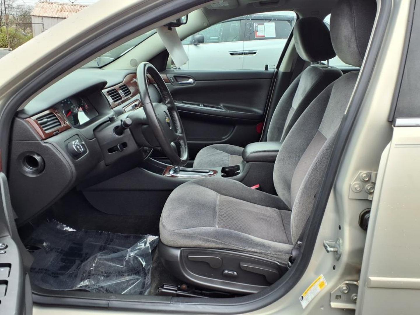 2011 Gold Mist Metallic Chevrolet Impala LT (2G1WB5EKXB1) with an 3.5L 6 Cylinder Fuel Injected engine, Automatic transmission, located at 50 Eastern Blvd., Essex, MD, 21221, (410) 686-3444, 39.304367, -76.484947 - Photo#11