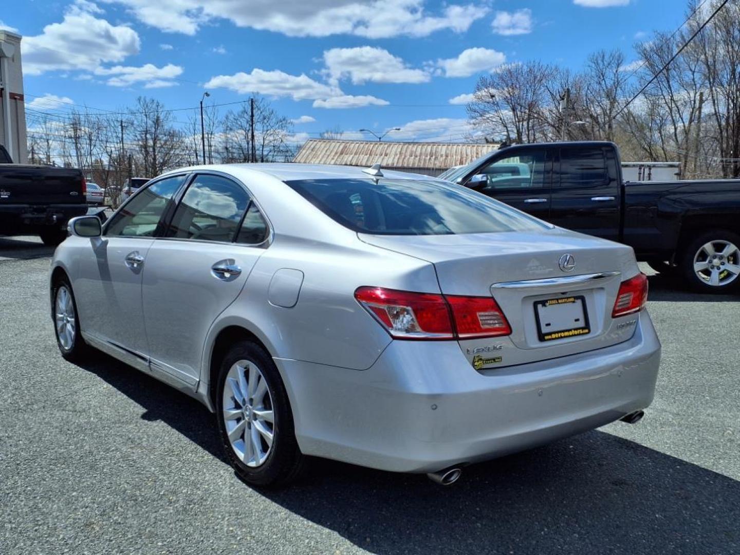 2010 Tungsten Pearl Lexus ES 350 Base (JTHBK1EG4A2) with an 3.5L 6 Cylinder Fuel Injected engine, Automatic transmission, located at 50 Eastern Blvd., Essex, MD, 21221, (410) 686-3444, 39.304367, -76.484947 - Photo#2