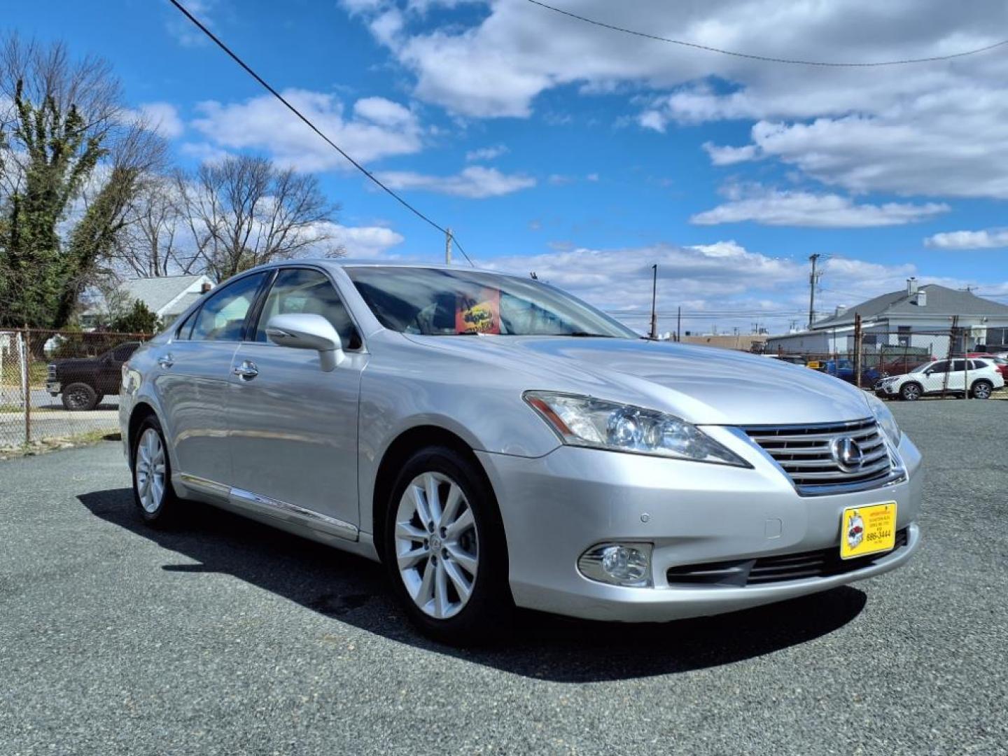 2010 Tungsten Pearl Lexus ES 350 Base (JTHBK1EG4A2) with an 3.5L 6 Cylinder Fuel Injected engine, Automatic transmission, located at 50 Eastern Blvd., Essex, MD, 21221, (410) 686-3444, 39.304367, -76.484947 - Photo#6