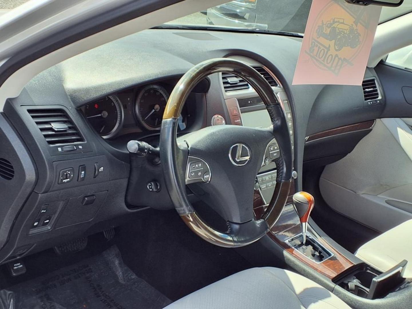 2010 Tungsten Pearl Lexus ES 350 Base (JTHBK1EG4A2) with an 3.5L 6 Cylinder Fuel Injected engine, Automatic transmission, located at 50 Eastern Blvd., Essex, MD, 21221, (410) 686-3444, 39.304367, -76.484947 - Photo#10