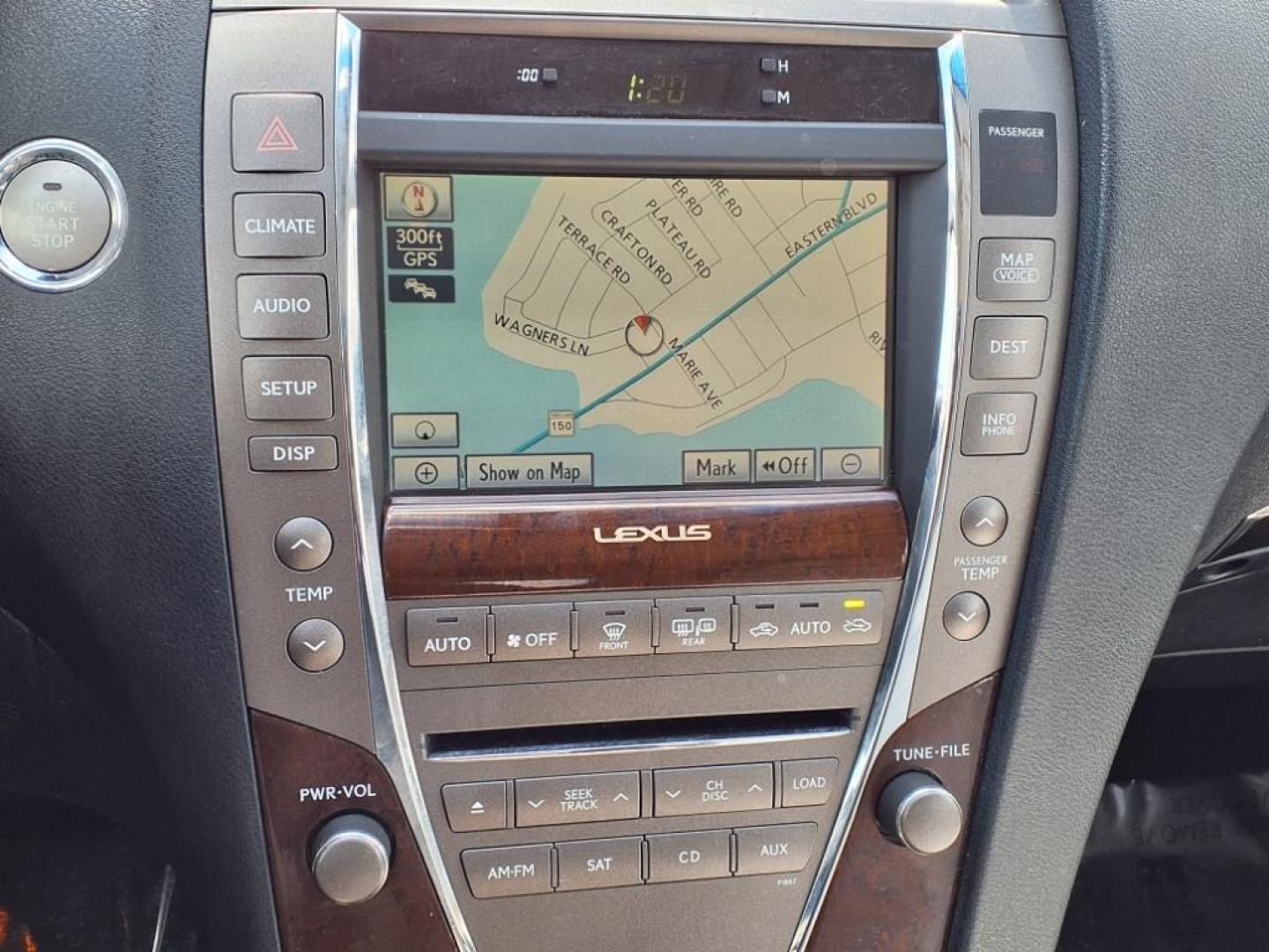 2010 Tungsten Pearl Lexus ES 350 Base (JTHBK1EG4A2) with an 3.5L 6 Cylinder Fuel Injected engine, Automatic transmission, located at 50 Eastern Blvd., Essex, MD, 21221, (410) 686-3444, 39.304367, -76.484947 - Photo#19
