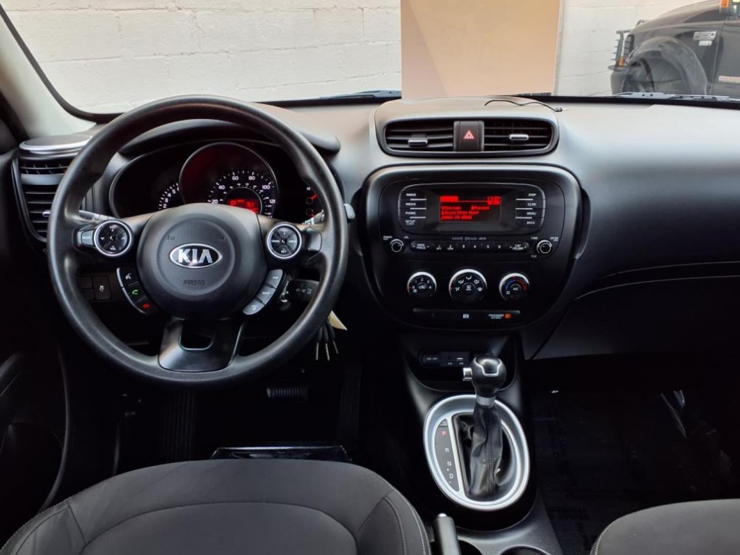 2015 Brown Kia Soul Base (KNDJN2A29F7) with an 1.6L 4 Cylinder Fuel Injected engine, Automatic transmission, located at 50 Eastern Blvd., Essex, MD, 21221, (410) 686-3444, 39.304367, -76.484947 - Photo#15