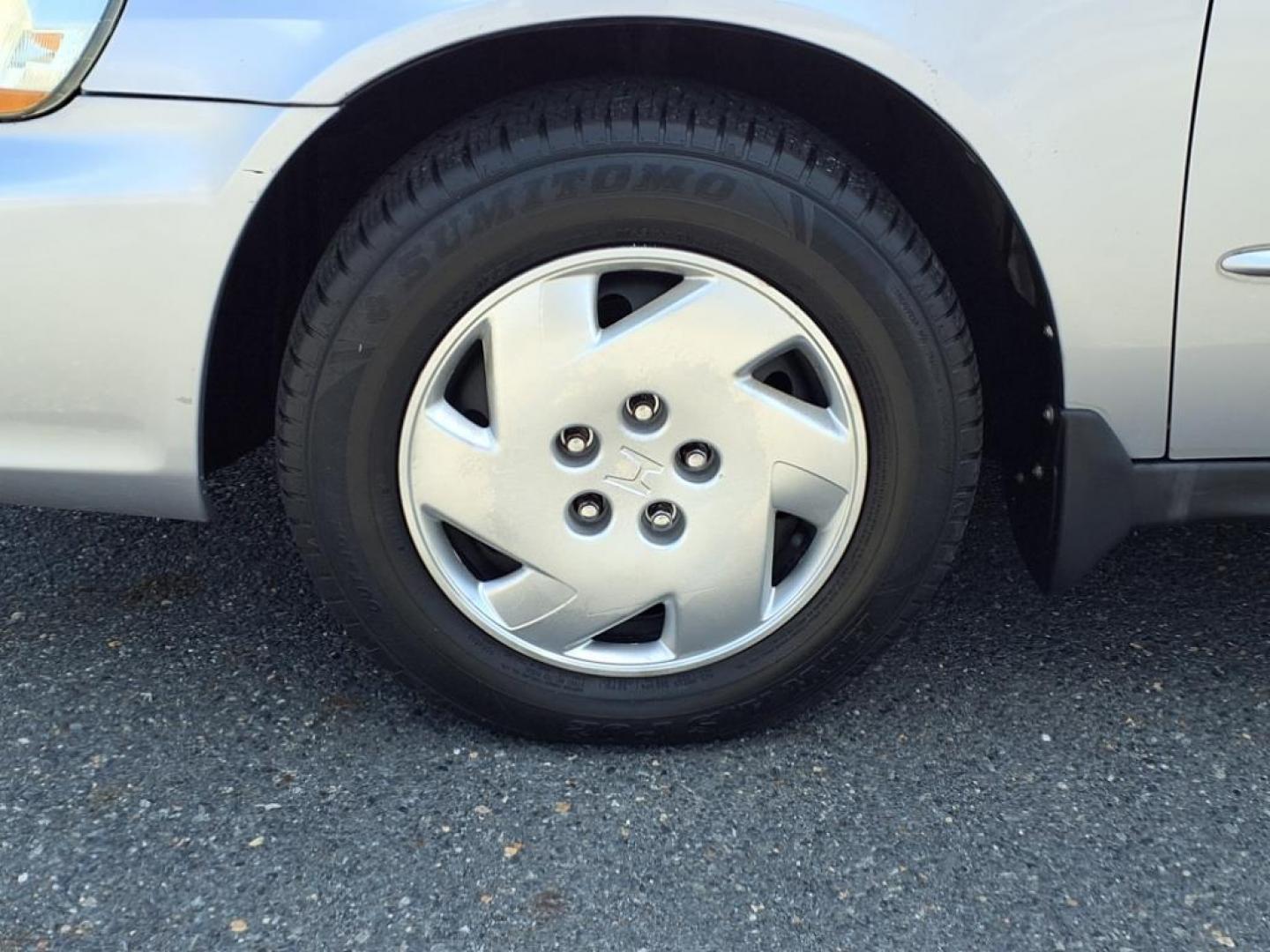 2002 Satin Silver Metallic Honda Accord LX V-6 (1HGCG16402A) with an 3.0L 6 Cylinder Fuel Injected engine, Automatic transmission, located at 50 Eastern Blvd., Essex, MD, 21221, (410) 686-3444, 39.304367, -76.484947 - Photo#8