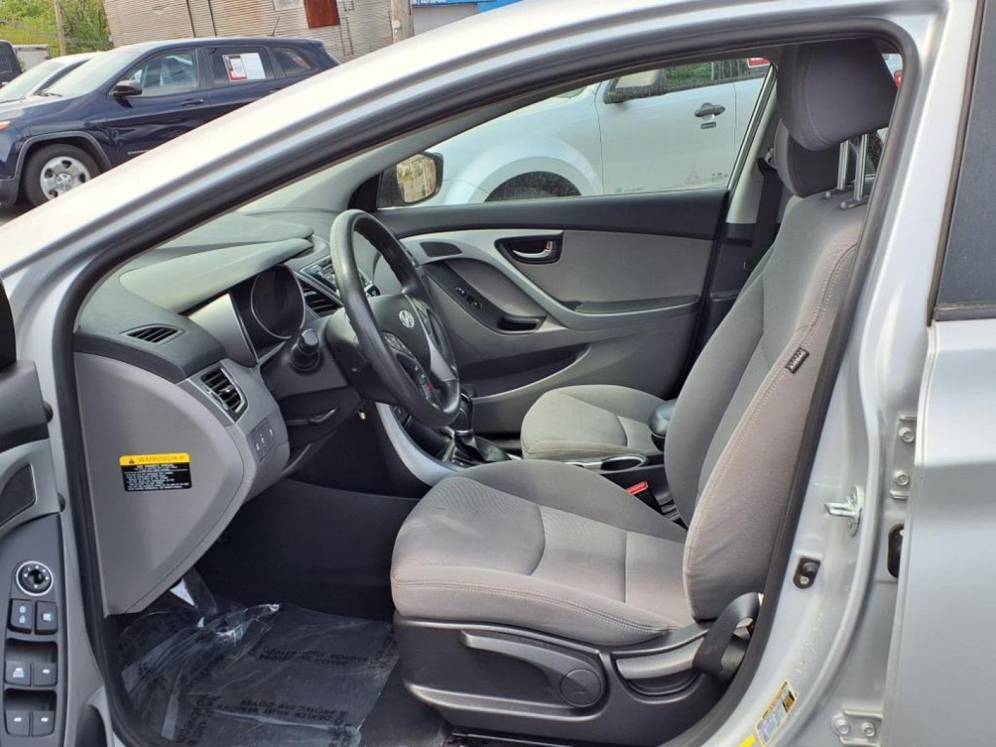 2014 Radiant Silver Hyundai ELANTRA SE (KMHDH4AE8EU) with an 1.8L 1.8L I4 145hp 130ft. lbs. Sequential-Port F.I. engine, 6-Speed Shiftable Automatic transmission, located at 50 Eastern Blvd., Essex, MD, 21221, (410) 686-3444, 39.304367, -76.484947 - Photo#11