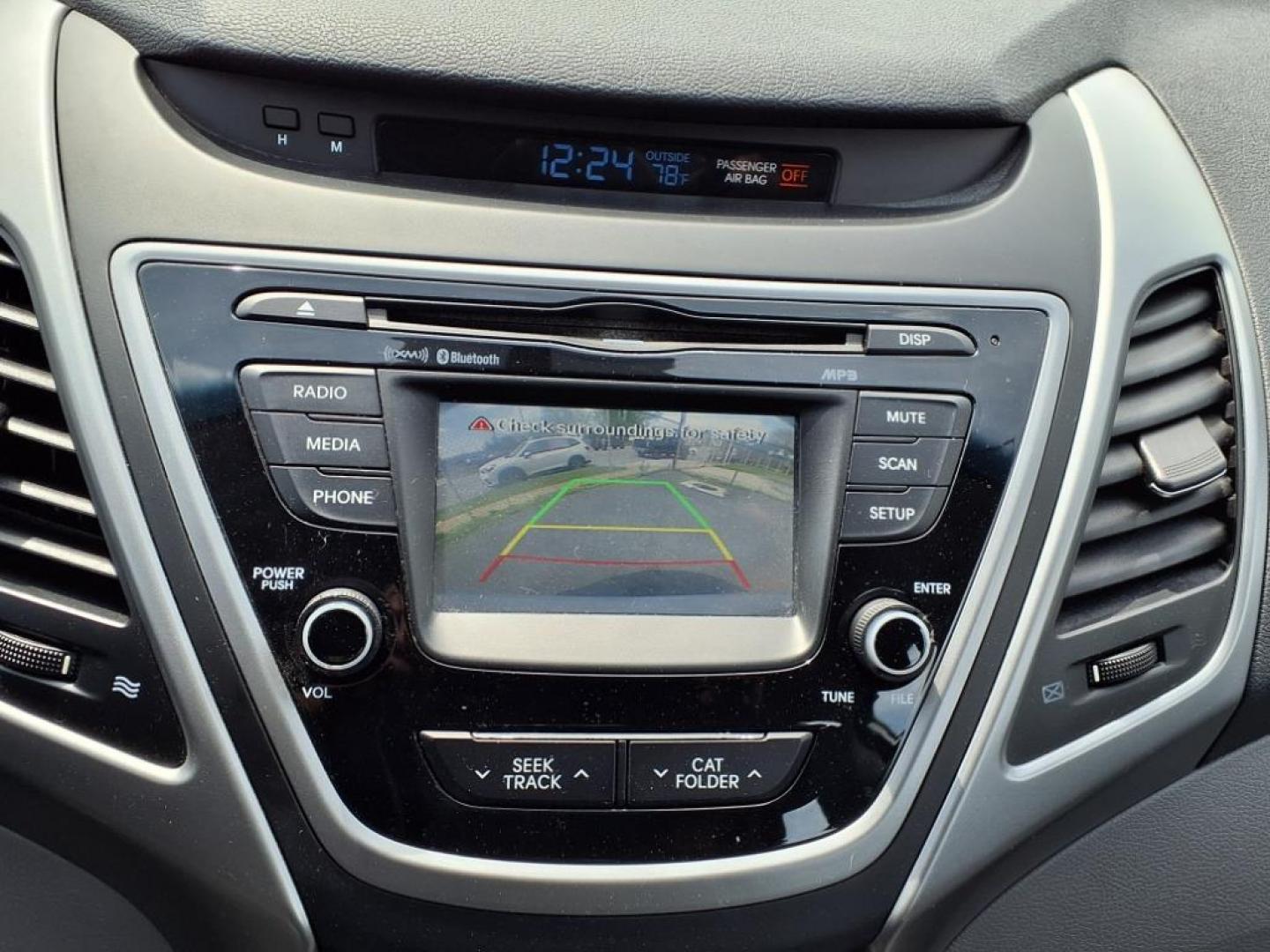2014 Radiant Silver Hyundai ELANTRA SE (KMHDH4AE8EU) with an 1.8L 1.8L I4 145hp 130ft. lbs. Sequential-Port F.I. engine, 6-Speed Shiftable Automatic transmission, located at 50 Eastern Blvd., Essex, MD, 21221, (410) 686-3444, 39.304367, -76.484947 - Photo#18