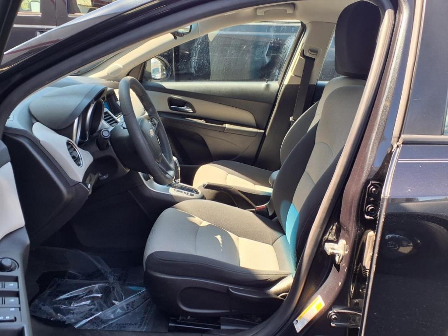 2016 Black Granite Metallic Chevrolet Cruze LS Auto (1G1PC5SH9G7) with an 1.8L Ecotec 1.8L Flex Fuel I4 138hp 125ft. lbs. Sequential-Port F.I. engine, 6-Speed Shiftable Automatic w/Overdrive transmission, located at 50 Eastern Blvd., Essex, MD, 21221, (410) 686-3444, 39.304367, -76.484947 - Photo#11