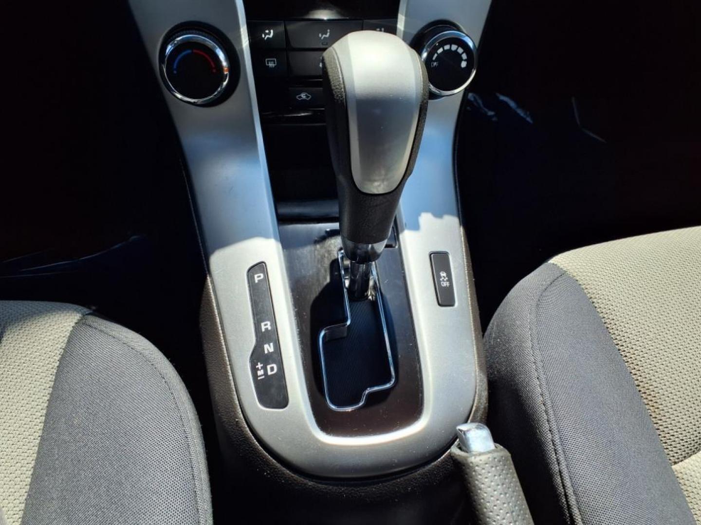 2016 Black Granite Metallic Chevrolet Cruze LS Auto (1G1PC5SH9G7) with an 1.8L Ecotec 1.8L Flex Fuel I4 138hp 125ft. lbs. Sequential-Port F.I. engine, 6-Speed Shiftable Automatic w/Overdrive transmission, located at 50 Eastern Blvd., Essex, MD, 21221, (410) 686-3444, 39.304367, -76.484947 - Photo#17