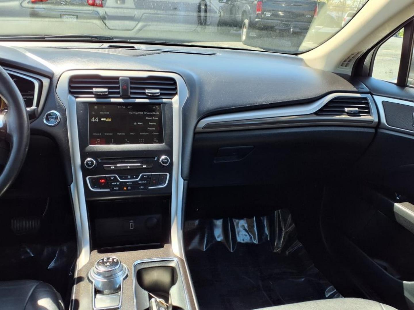 2017 Magnetic Ford Fusion SE (3FA6P0HD3HR) with an 1.5L 4 Cylinder Turbocharged engine, Automatic transmission, located at 50 Eastern Blvd., Essex, MD, 21221, (410) 686-3444, 39.304367, -76.484947 - Photo#15