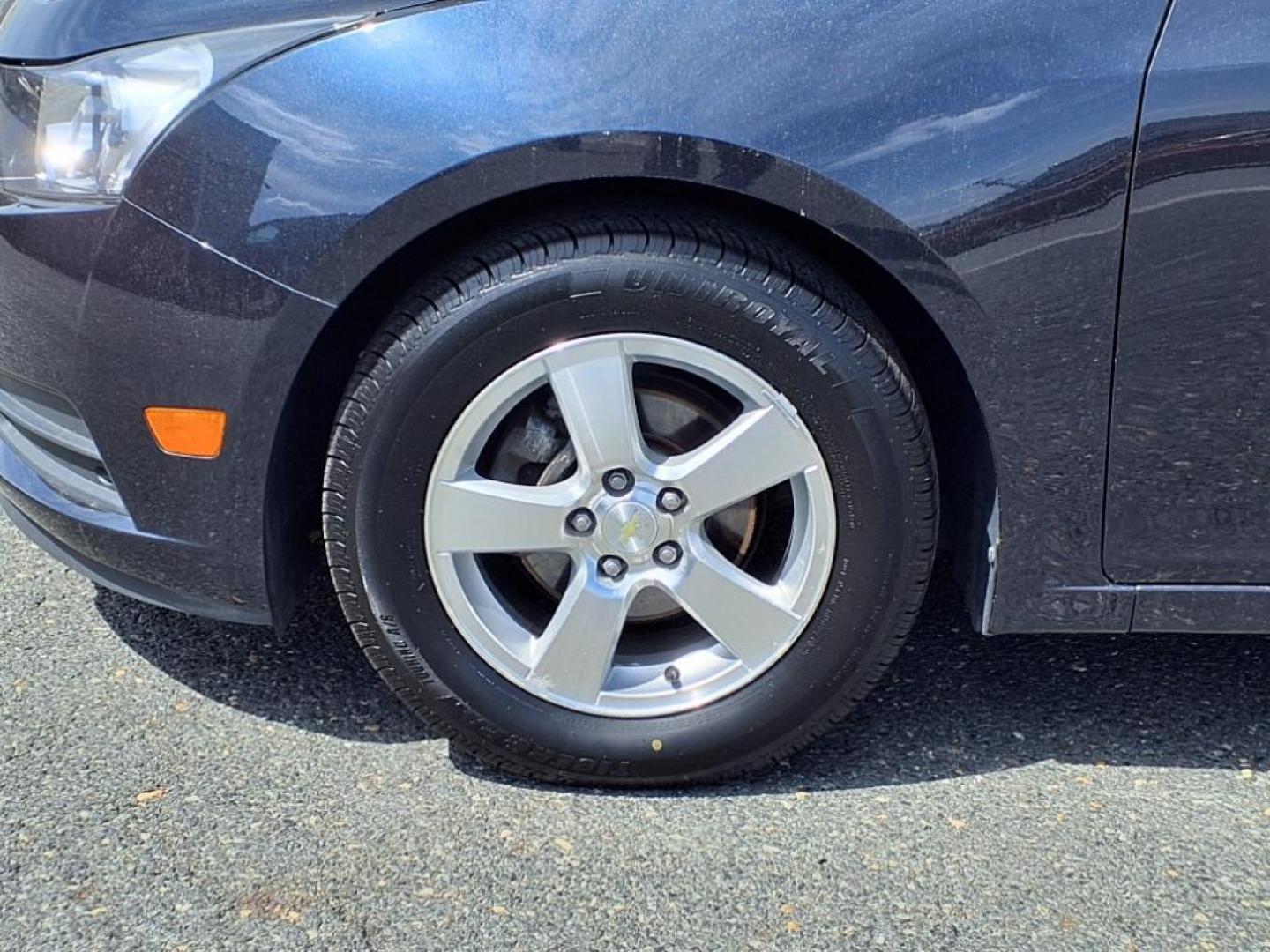 2014 Blue Ray Metallic Chevrolet Cruze 1LT Auto (1G1PC5SBXE7) with an 1.4L 4 Cylinder Sequential-Port F.I. engine, Automatic transmission, located at 50 Eastern Blvd., Essex, MD, 21221, (410) 686-3444, 39.304367, -76.484947 - Photo#8