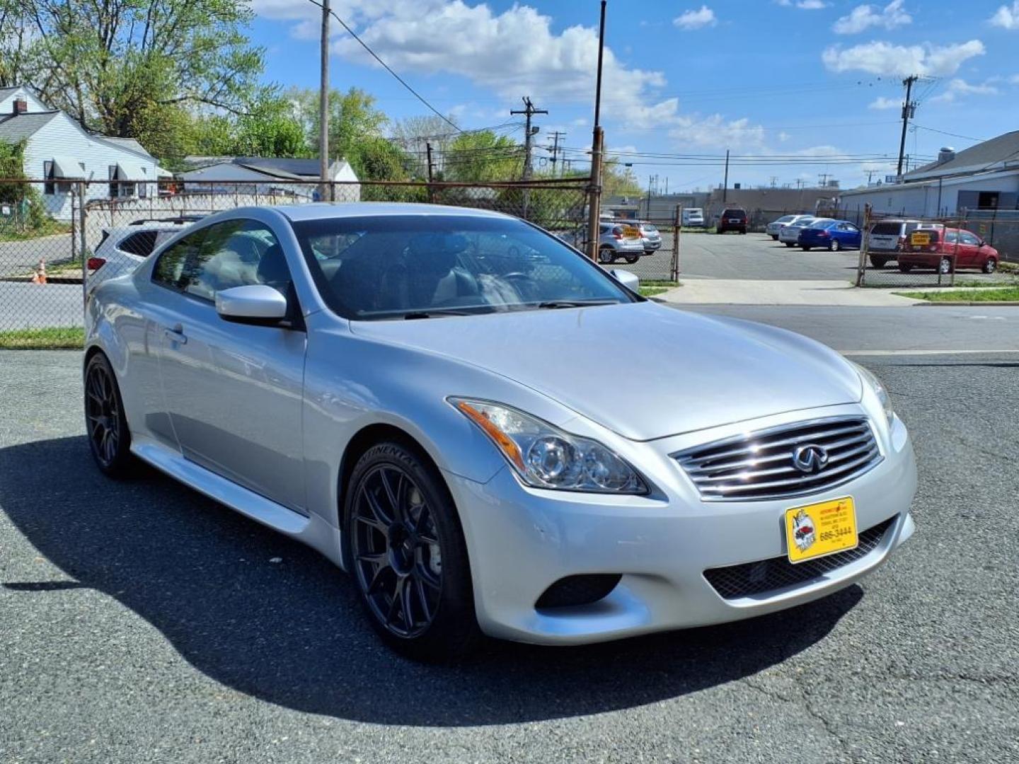 2008 Liquid Platinum INFINITI G37 Sport (JNKCV64E88M) with an 3.7L 3.7L V6 330hp 270ft. lbs. Sequential-Port F.I. engine, 6-Speed Manual transmission, located at 50 Eastern Blvd., Essex, MD, 21221, (410) 686-3444, 39.304367, -76.484947 - Photo#6