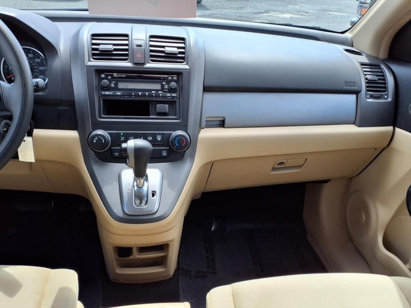 2010 Urban Titanium Metallic Honda CR-V LX (5J6RE3H30AL) with an 2.4L 4 Cylinder Sequential-Port F.I. engine, Automatic transmission, located at 50 Eastern Blvd., Essex, MD, 21221, (410) 686-3444, 39.304367, -76.484947 - Photo#16