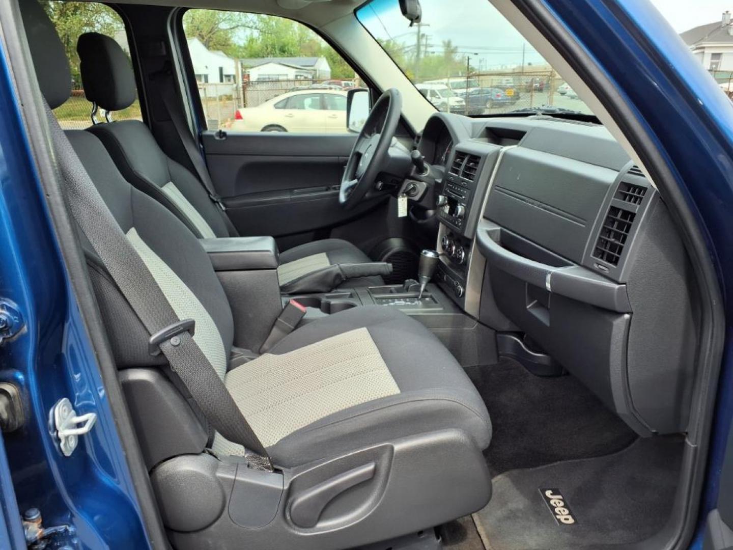 2010 Blue Jeep Liberty Sport (1J4PN2GK9AW) with an 3.7L 6 Cylinder Sequential-Port F.I. engine, AT4X4 transmission, located at 50 Eastern Blvd., Essex, MD, 21221, (410) 686-3444, 39.304367, -76.484947 - Photo#16