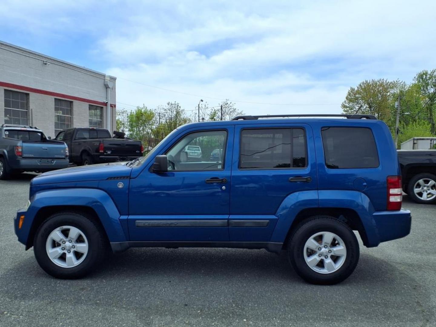 2010 Blue Jeep Liberty Sport (1J4PN2GK9AW) with an 3.7L 6 Cylinder Sequential-Port F.I. engine, AT4X4 transmission, located at 50 Eastern Blvd., Essex, MD, 21221, (410) 686-3444, 39.304367, -76.484947 - Photo#1