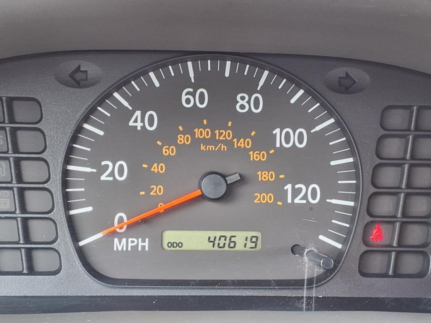2004 Vibrant Blue Nissan Sentra 1.8 S (3N1CB51DX4L) with an 1.8L 1L NA I4 double overhead cam (DOHC) 16V Fuel Injected engine, Automatic transmission, located at 50 Eastern Blvd., Essex, MD, 21221, (410) 686-3444, 39.304367, -76.484947 - Photo#19