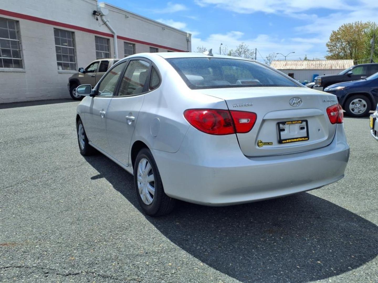 2009 Liquid Silver Hyundai ELANTRA GLS (KMHDU46D89U) with an 2.0L 2.0L I4 138hp 136ft. lbs. Sequential-Port F.I. engine, 4-Speed Automatic transmission, located at 50 Eastern Blvd., Essex, MD, 21221, (410) 686-3444, 39.304367, -76.484947 - Photo#1
