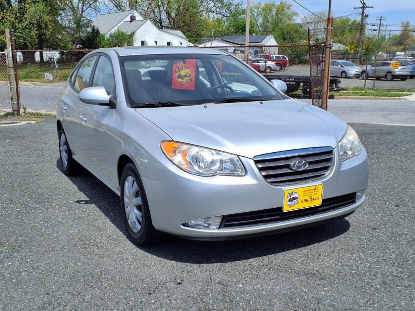 2009 Liquid Silver Hyundai ELANTRA GLS (KMHDU46D89U) with an 2.0L 2.0L I4 138hp 136ft. lbs. Sequential-Port F.I. engine, 4-Speed Automatic transmission, located at 50 Eastern Blvd., Essex, MD, 21221, (410) 686-3444, 39.304367, -76.484947 - Photo#4