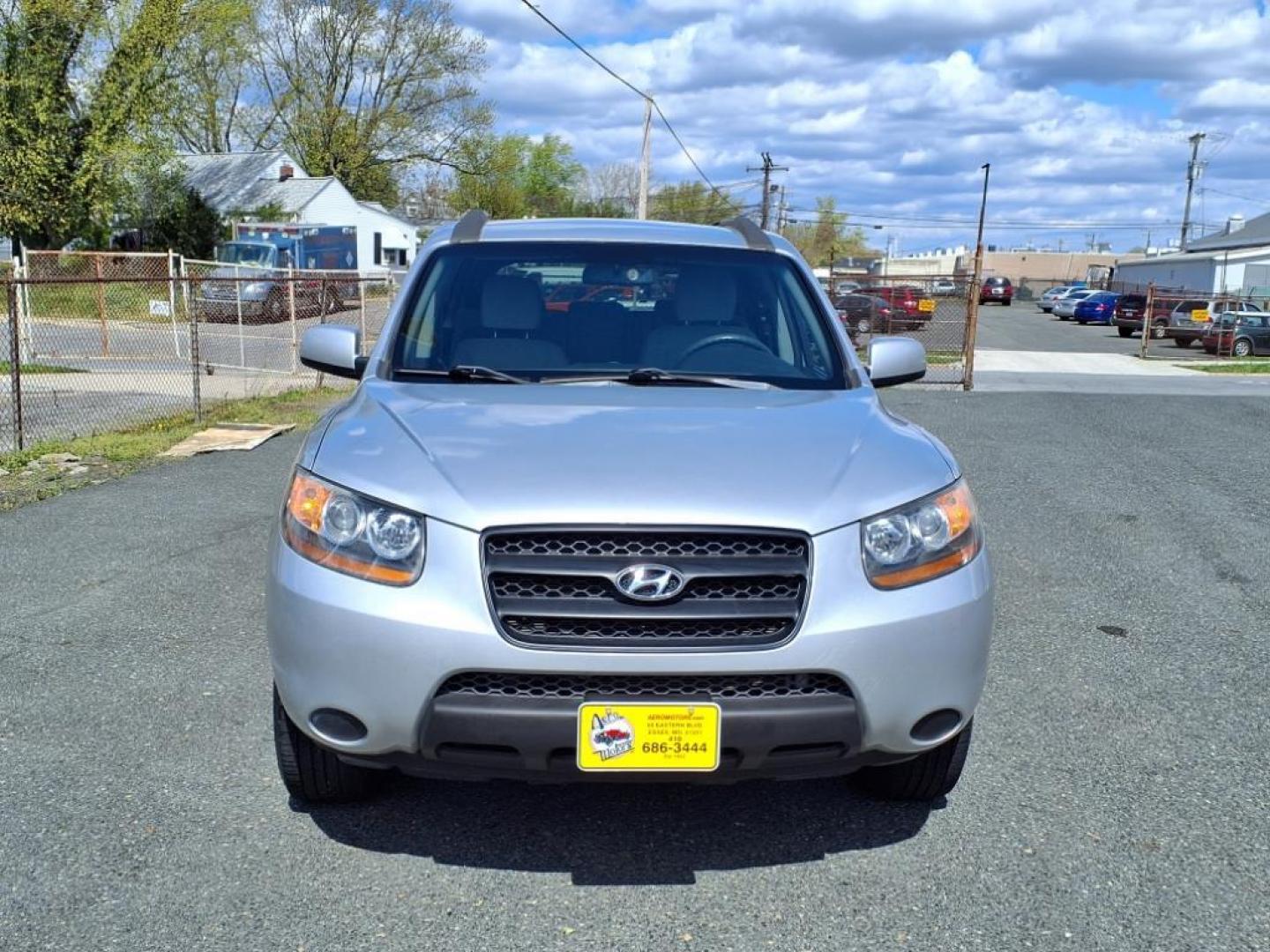 2008 Bright Silver Hyundai SANTA FE GLS (5NMSG13DX8H) with an 2.7L 2.7L V6 185hp 183ft. lbs. Sequential-Port F.I. engine, Automatic transmission, located at 50 Eastern Blvd., Essex, MD, 21221, (410) 686-3444, 39.304367, -76.484947 - Photo#7