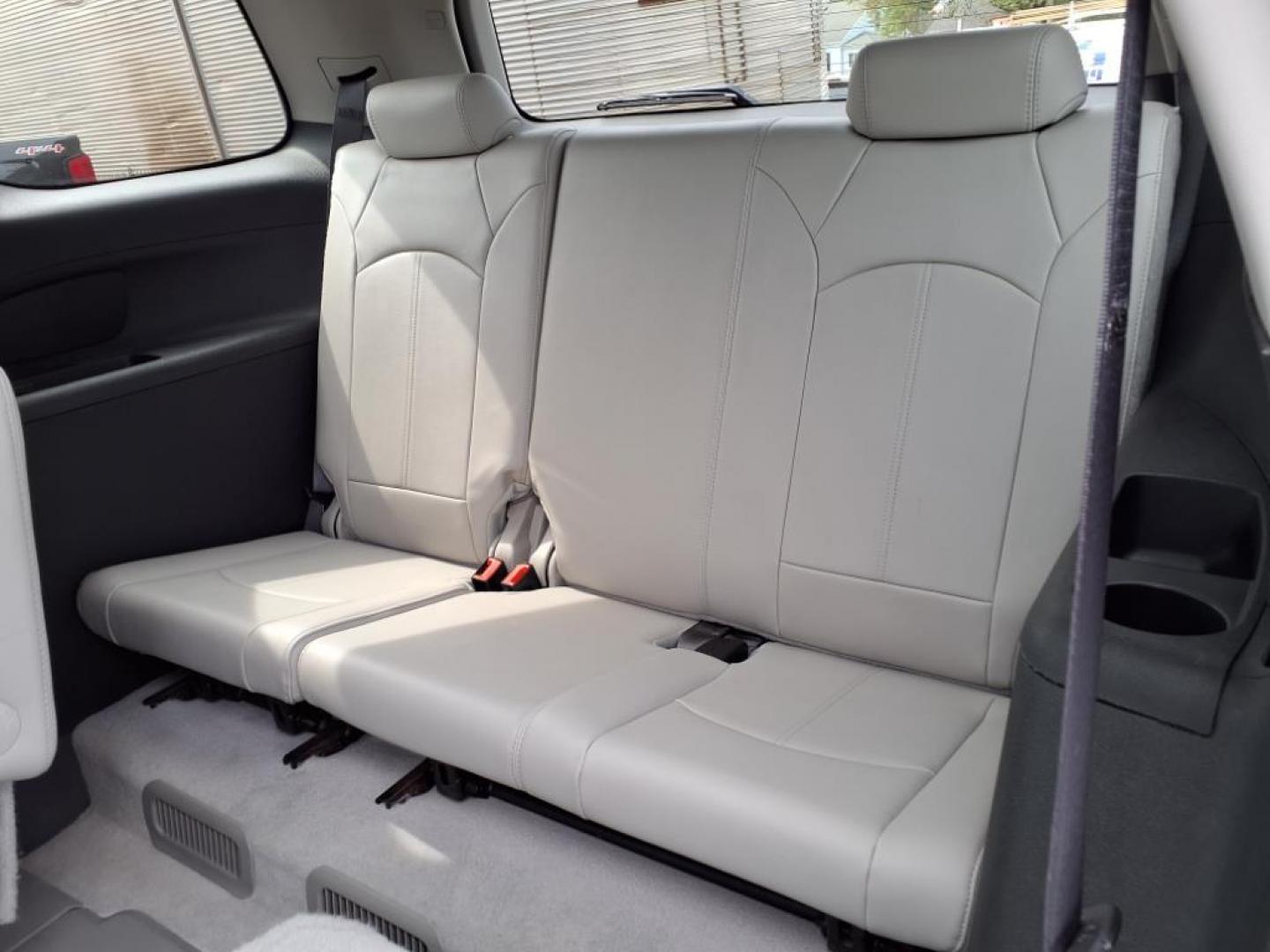2012 Red GMC Acadia SLT-1 (1GKKRREDXCJ) with an 3.6L 6 Cylinder Fuel Injected engine, Automatic transmission, located at 50 Eastern Blvd., Essex, MD, 21221, (410) 686-3444, 39.304367, -76.484947 - Photo#14
