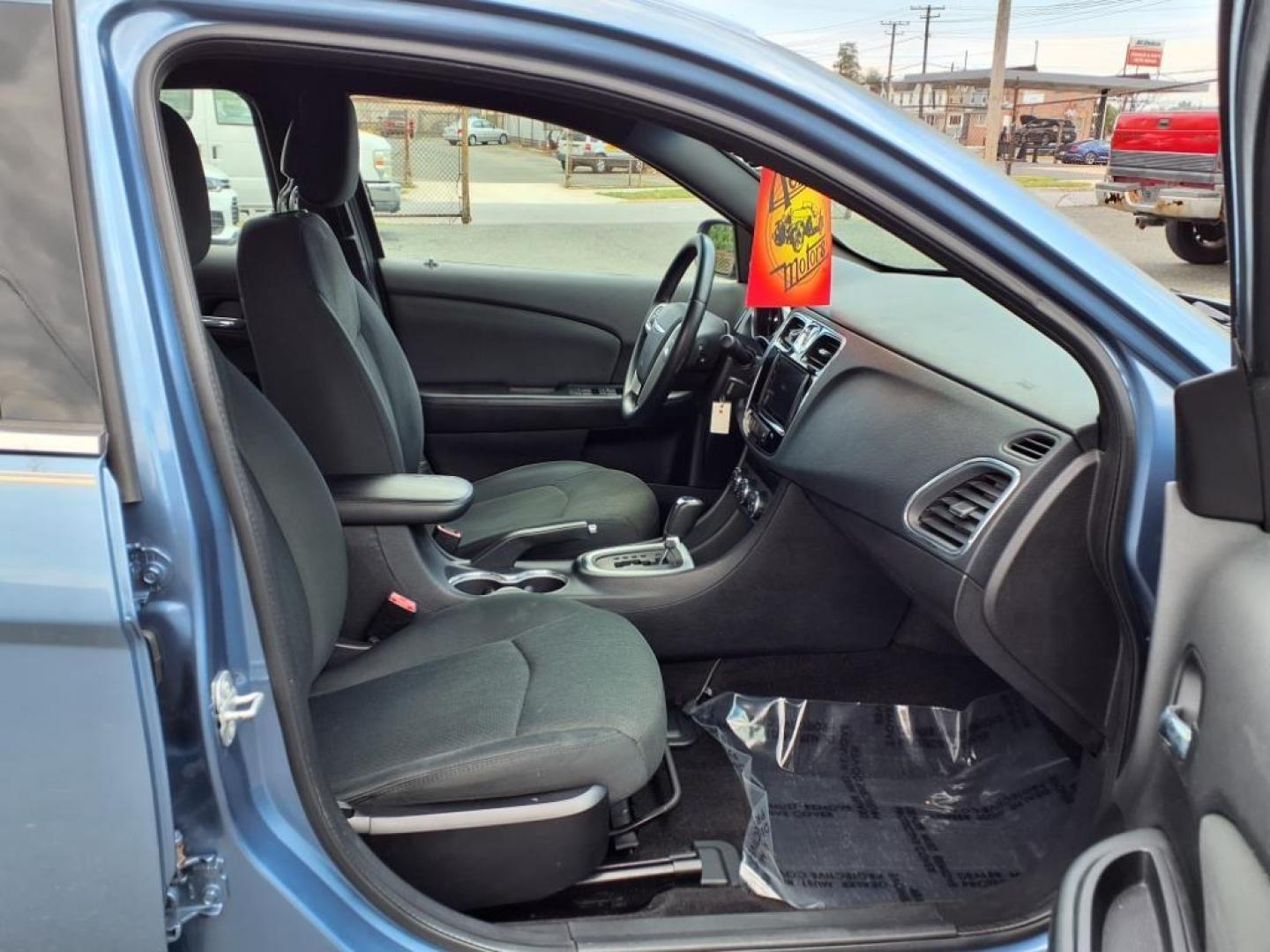 2011 Blue Chrysler 200 Touring (1C3BC1FB1BN) with an 2.4L 4 Cylinder Sequential-Port F.I. engine, Automatic transmission, located at 50 Eastern Blvd., Essex, MD, 21221, (410) 686-3444, 39.304367, -76.484947 - Photo#14
