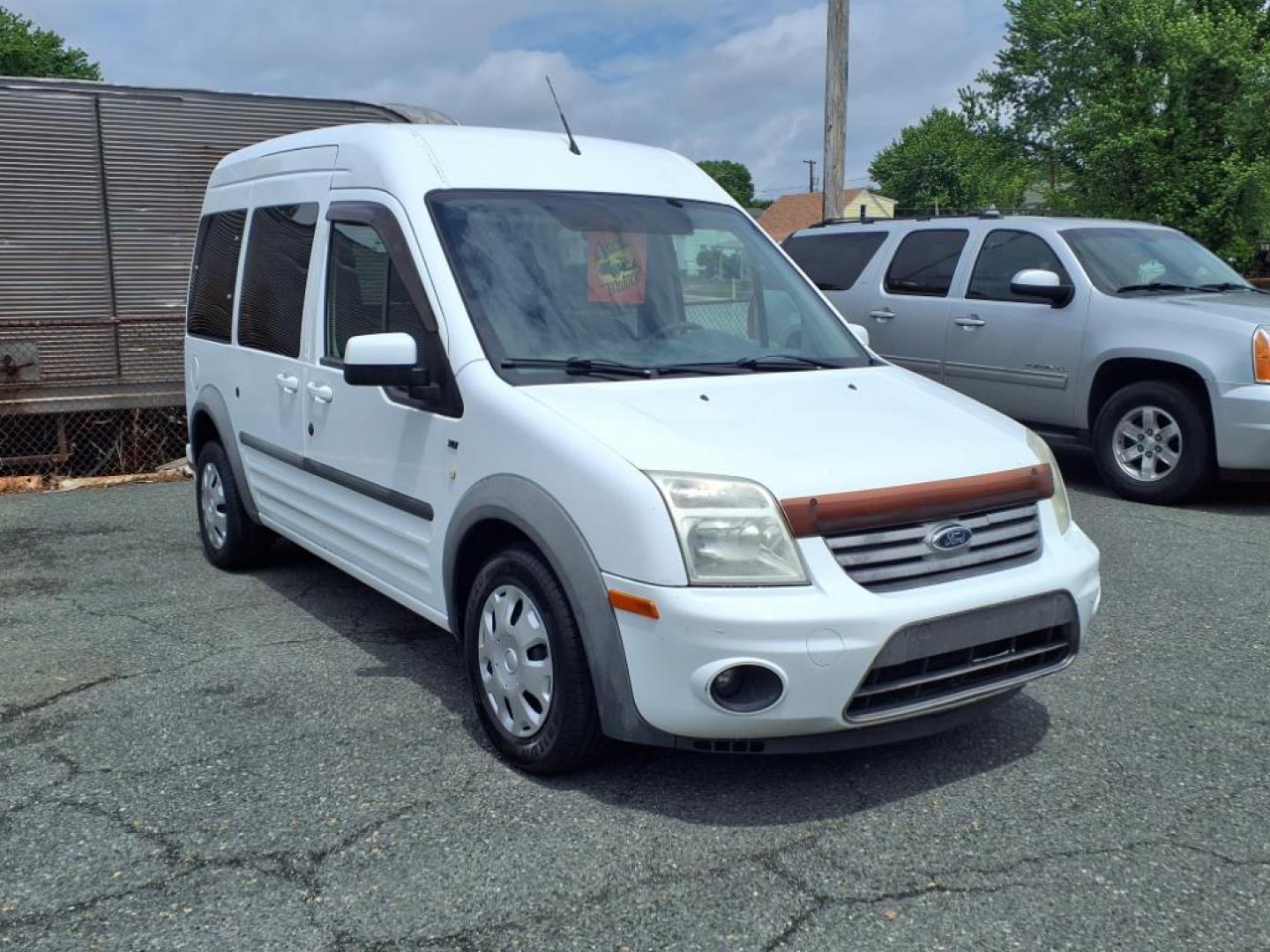 2012 White Ford Transit Connect XLT Premium (NM0KS9CN4CT) with an 2.0L 4 Cylinder Sequential-Port F.I. engine, 4CYL AT transmission, located at 50 Eastern Blvd., Essex, MD, 21221, (410) 686-3444, 39.304367, -76.484947 - Photo#6