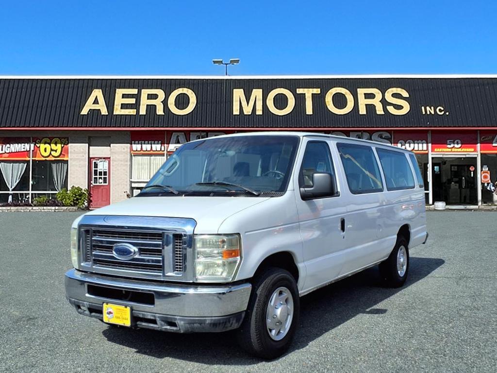 photo of 2010 Ford E-Series 