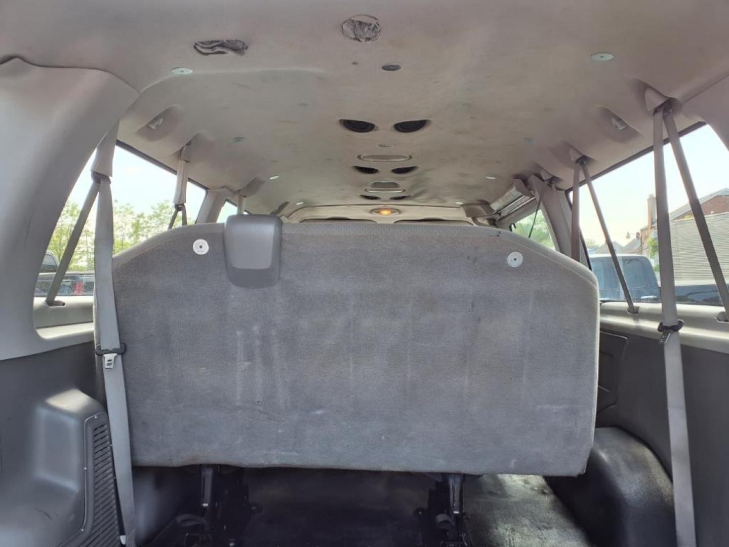 2010 Oxford White Ford E-Series E-350 SD XLT (1FBSS3BL7AD) with an 5.4L Triton 5.4L Flex Fuel V8 255hp 350ft. lbs. Sequential-Port F.I. engine, 4-Speed Automatic transmission, located at 50 Eastern Blvd., Essex, MD, 21221, (410) 686-3444, 39.304367, -76.484947 - Photo#4