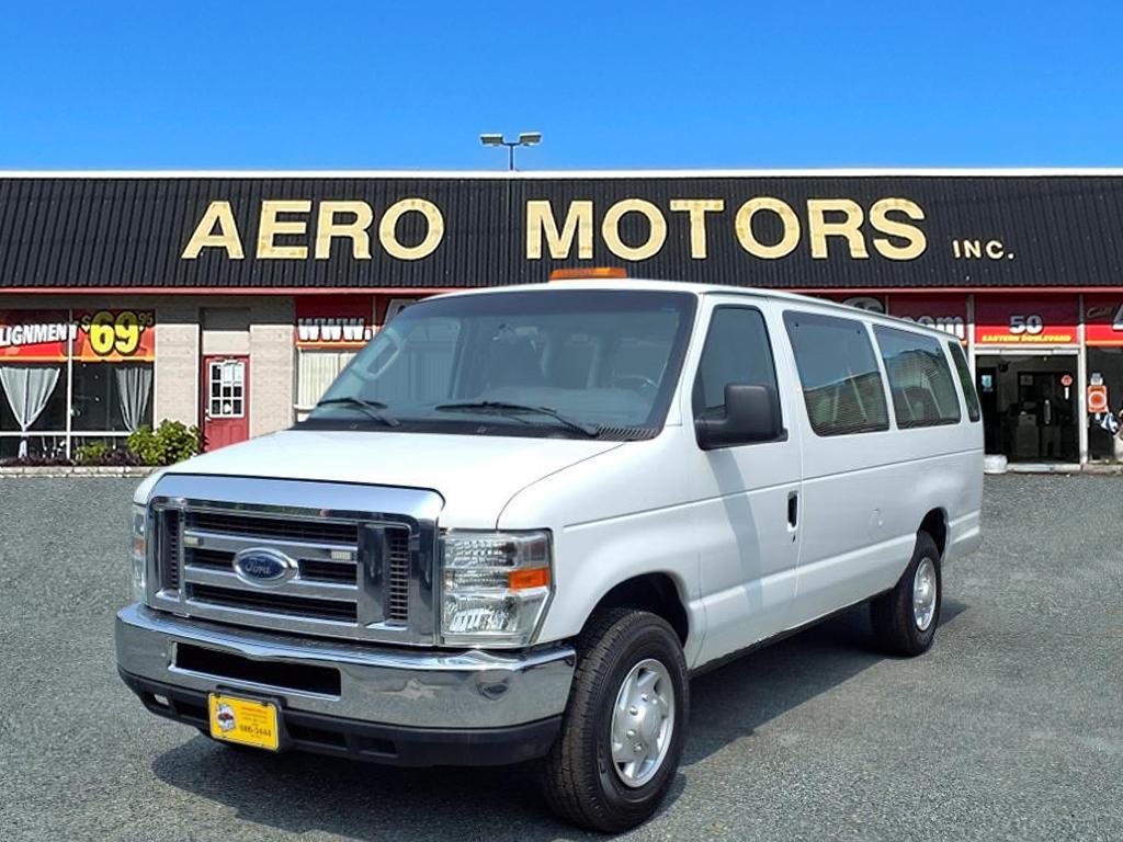 photo of 2012 Ford E-Series 