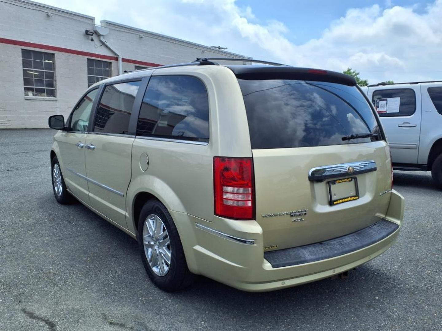 2010 White Gold Clear Coat Chrysler Town and Country Limited (2A4RR6DX2AR) with an 4.0L 6 Cylinder Sequential-Port F.I. engine, V6 AT transmission, located at 50 Eastern Blvd., Essex, MD, 21221, (410) 686-3444, 39.304367, -76.484947 - Photo#2
