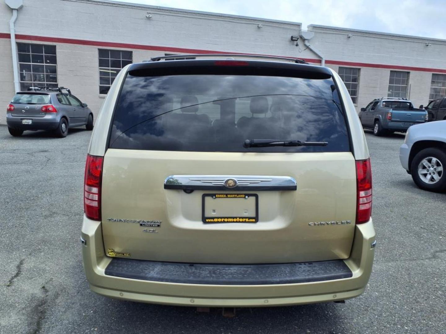2010 White Gold Clear Coat Chrysler Town and Country Limited (2A4RR6DX2AR) with an 4.0L 6 Cylinder Sequential-Port F.I. engine, V6 AT transmission, located at 50 Eastern Blvd., Essex, MD, 21221, (410) 686-3444, 39.304367, -76.484947 - Photo#3