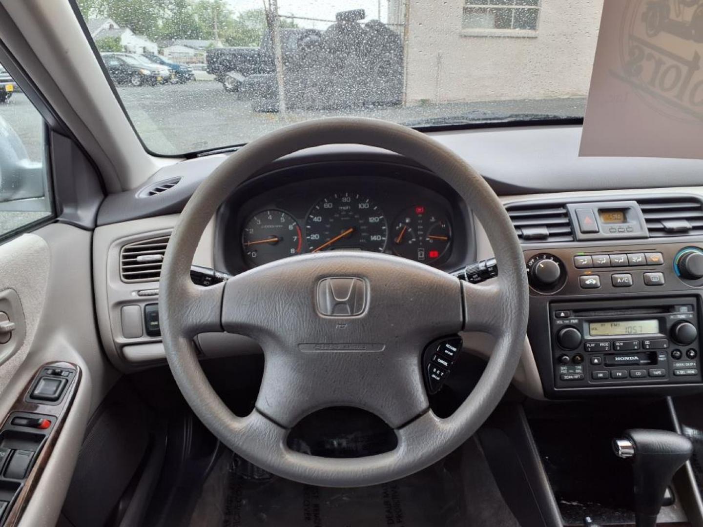 2002 Satin Silver Metallic Honda Accord SE (1HGCG56792A) with an 2.3L 4 Cylinder Fuel Injected engine, 4CYL transmission, located at 50 Eastern Blvd., Essex, MD, 21221, (410) 686-3444, 39.304367, -76.484947 - Photo#13