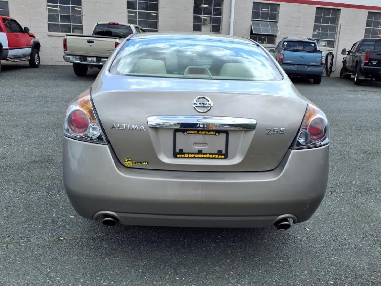 2011 Saharan Stone Nissan Altima 2.5 S (1N4AL2AP6BC) with an 2.5L 4 Cylinder Sequential Fuel Injection engine, CVT transmission, located at 50 Eastern Blvd., Essex, MD, 21221, (410) 686-3444, 39.304367, -76.484947 - Photo#3