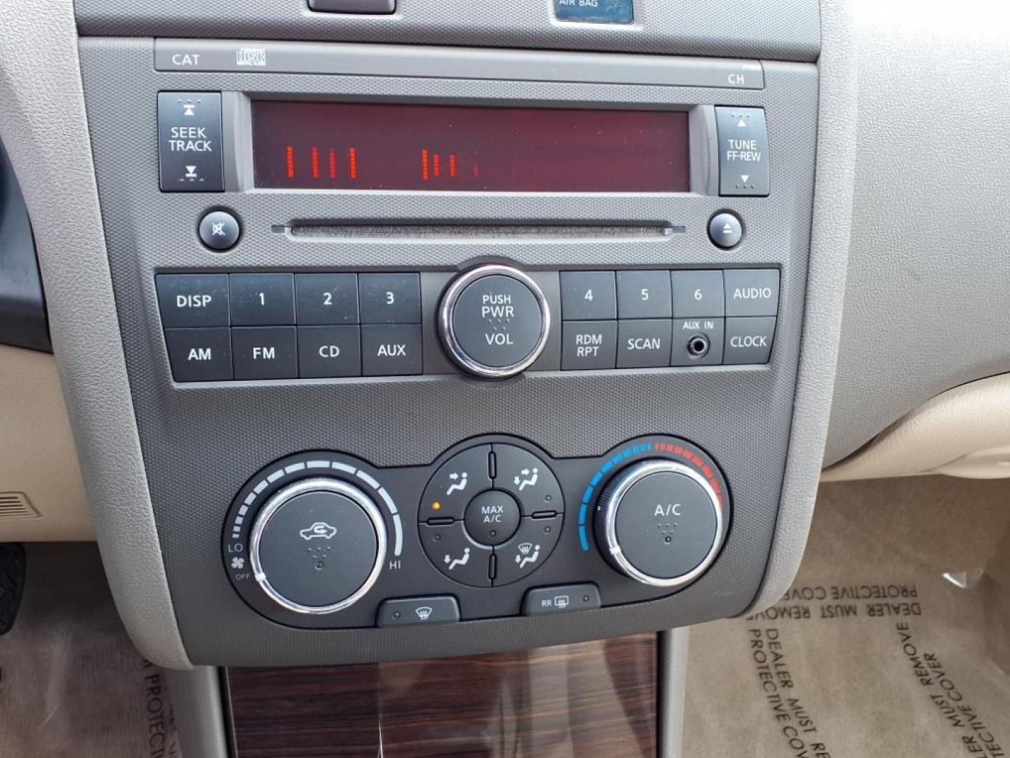 2011 Saharan Stone Nissan Altima 2.5 S (1N4AL2AP6BC) with an 2.5L 4 Cylinder Sequential Fuel Injection engine, CVT transmission, located at 50 Eastern Blvd., Essex, MD, 21221, (410) 686-3444, 39.304367, -76.484947 - Photo#16