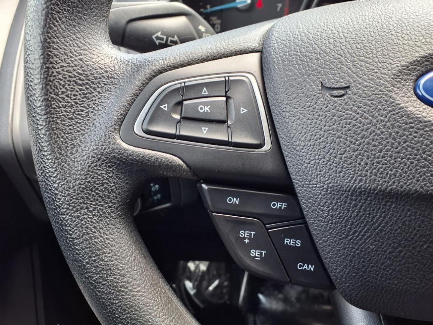 2015 Magnetic Ford Focus SE (1FADP3K26FL) with an 2.0L 4 Cylinder Fuel Injected engine, 4CYL AT transmission, located at 50 Eastern Blvd., Essex, MD, 21221, (410) 686-3444, 39.304367, -76.484947 - Photo#20