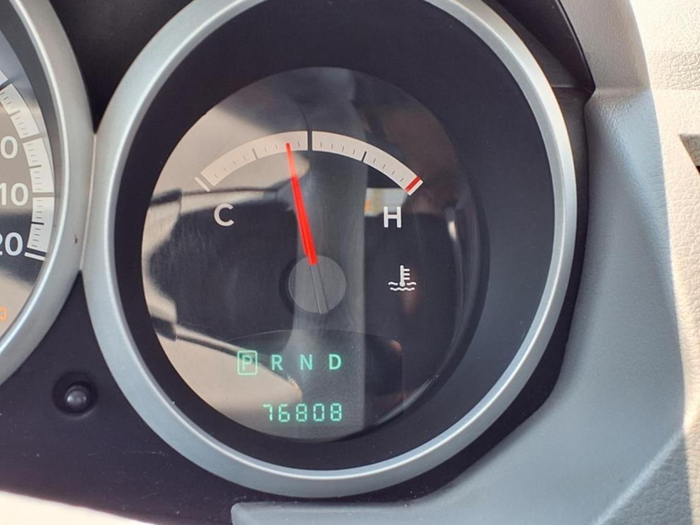 2009 Silver Dodge Grand Caravan SE (2D8HN44E39R) with an 3.3L 6 Cylinder Fuel Injected engine, AT V6 transmission, located at 50 Eastern Blvd., Essex, MD, 21221, (410) 686-3444, 39.304367, -76.484947 - Photo#20
